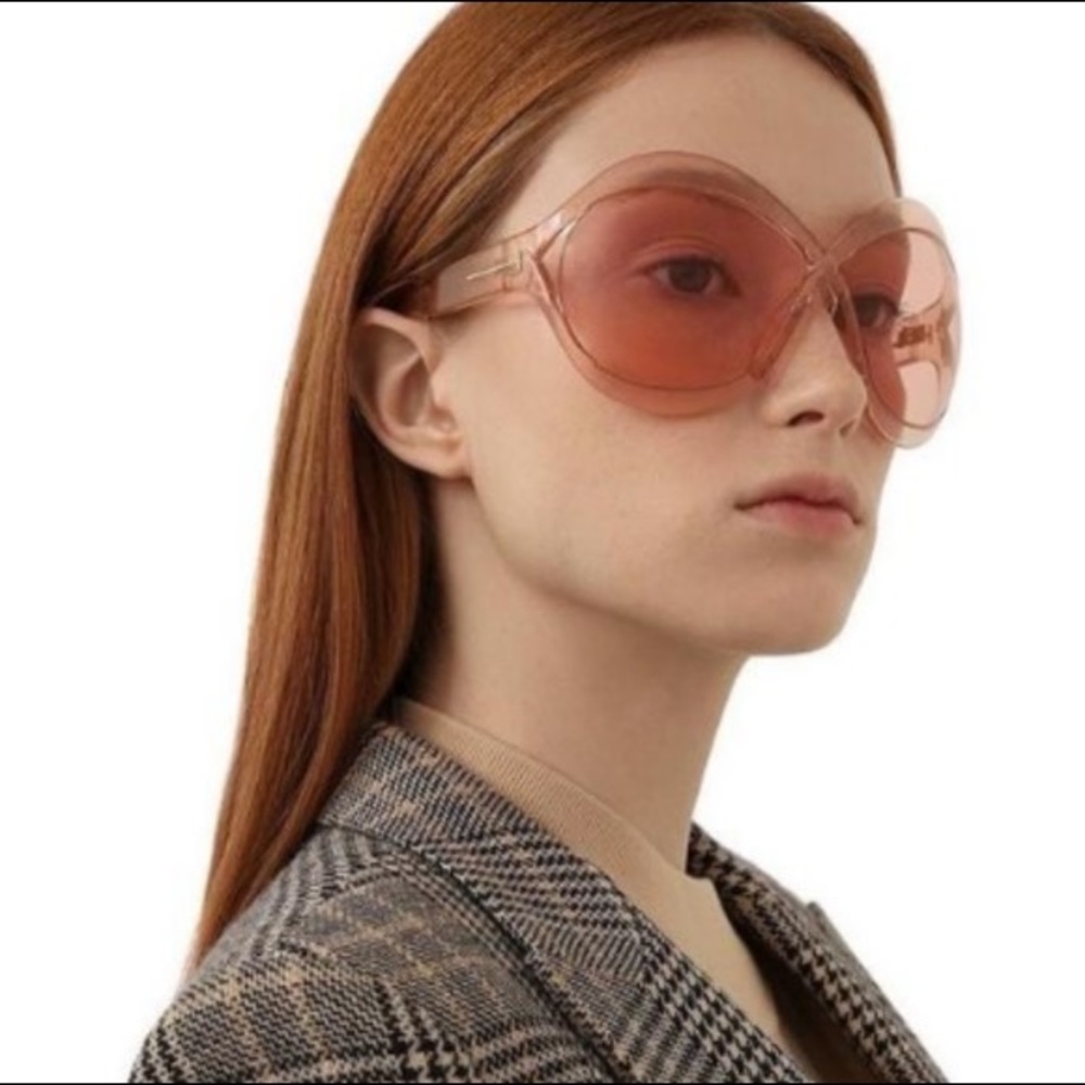 BNWT Tom Ford Carine Sunglasses - TF902